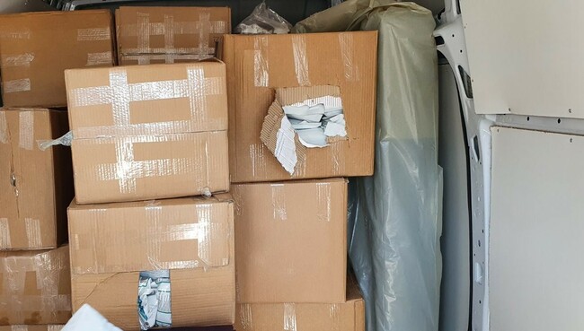 Окръжна прокуратура - Хасково привлече като обвиняем турски гражданин за контрабанда на препарати за растителна защита за 78 300 лева
