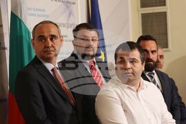Парламент - Продължаваме Промяната - брифинг