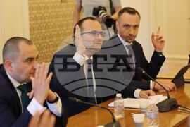 Парламент - Комисия по икономическа политика и иновации - заседание