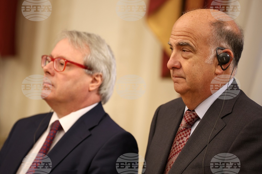 Румен Радев - Доника Ходжа - награждаване