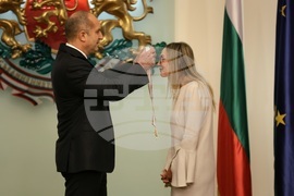 Румен Радев - Доника Ходжа - награждаване