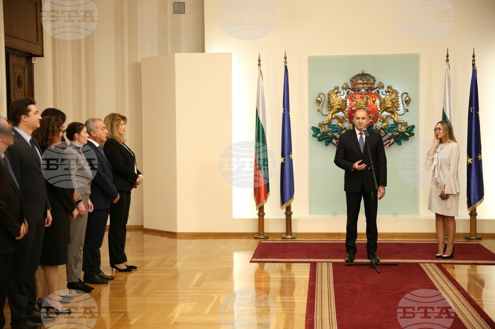 Румен Радев - Доника Ходжа - награждаване