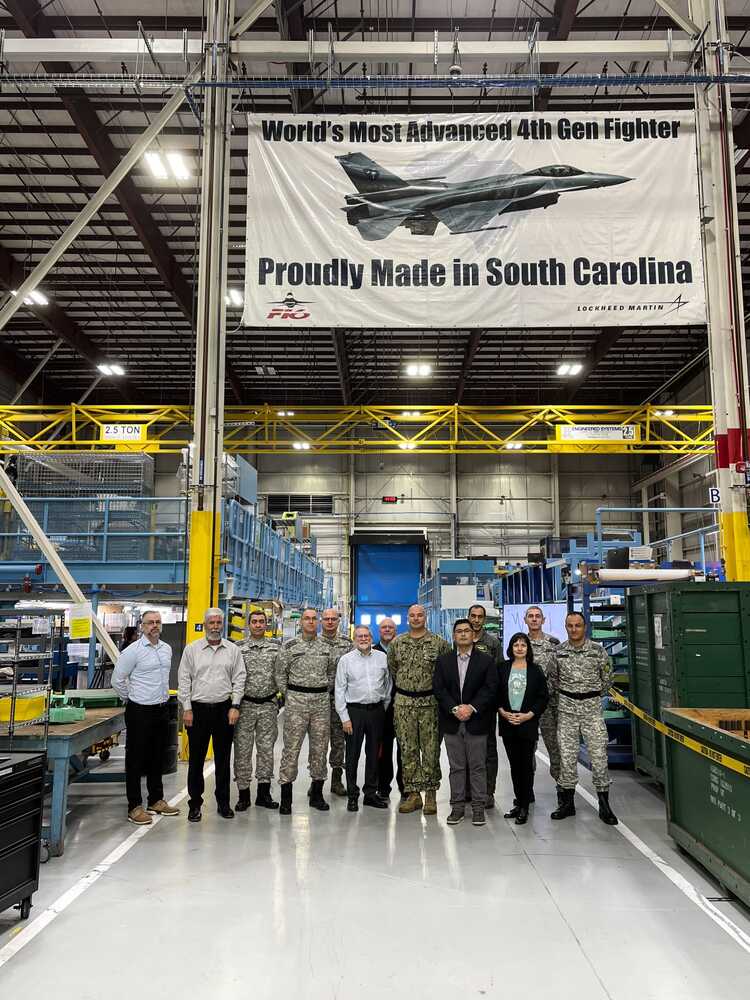 МО: Българска делегация се запозна с хода на изпълнение на дейностите по договора за F-16 Block 70