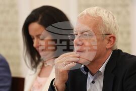 Парламент - Комисия по електронно управление и информационни технологии