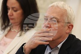 Парламент - Комисия по електронно управление и информационни технологии 