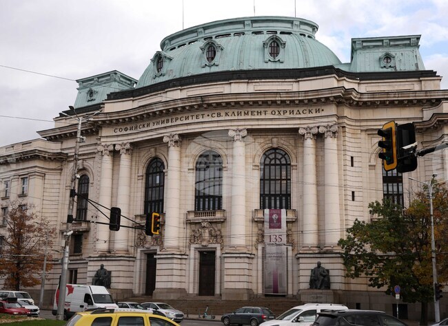  За учебната 2026/2027 година Софийският университет ще признава оценките от матура като конкурсни за кандидатстване в 124 от общо 126 програми