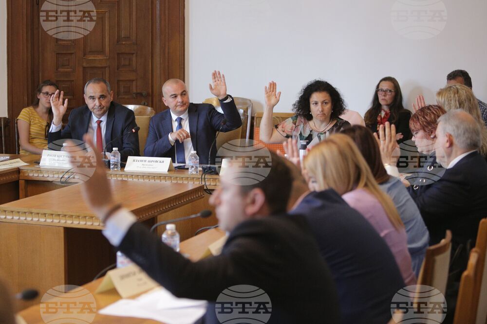 Парламент - Комисия по земеделието, храните и горите