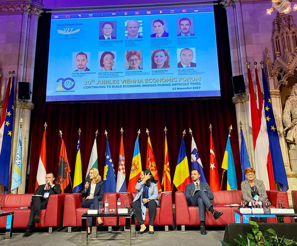 Министър Богданов: България и регионът на Източна Европа предлагат много възможности за растеж и развитие