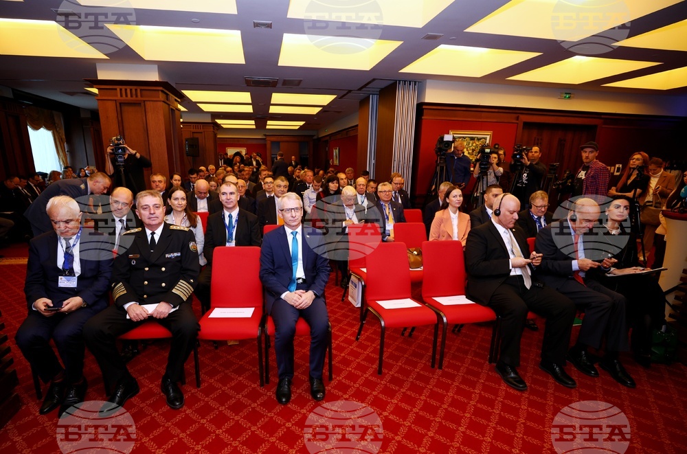 MEPs, Bulgarian MPs Discuss Defence Modernization at Sofia-hosted International Forum