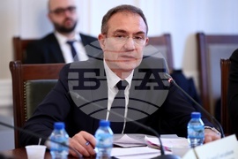 Комисия по транспорт и съобщения