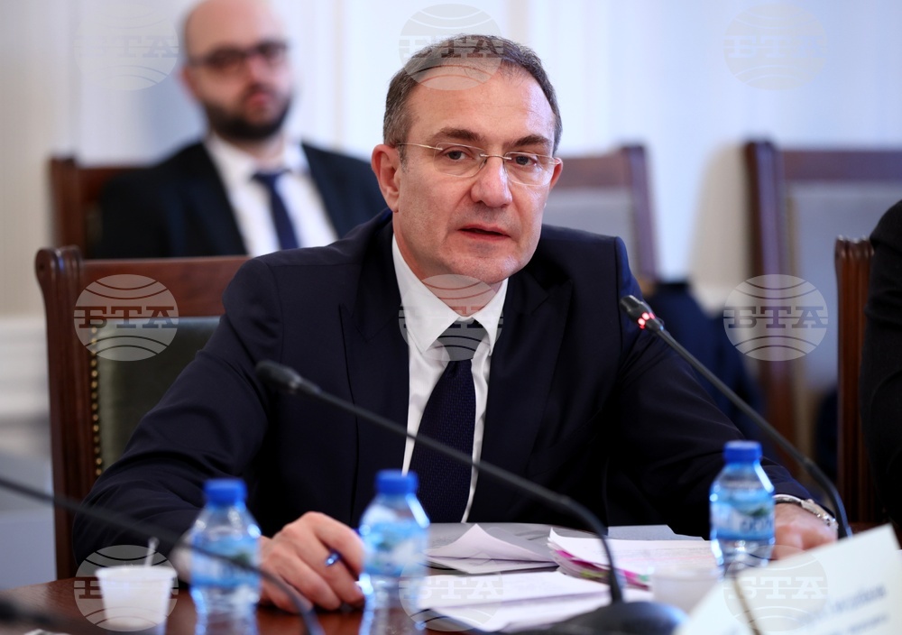 Комисия по транспорт и съобщения