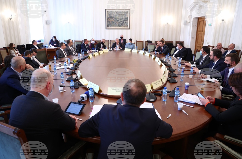 Комисия по транспорт и съобщения