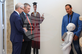 УНСС - реновирана библиотека