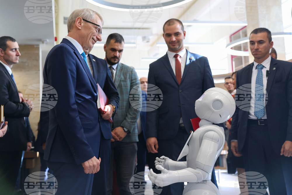 УНСС - реновирана библиотека