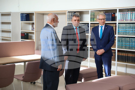 УНСС - реновирана библиотека