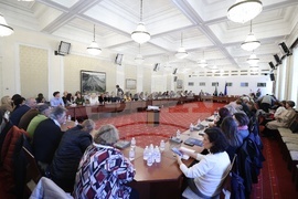 Народно събрание - култура - финансиране - кръгла маса - Тома Биков