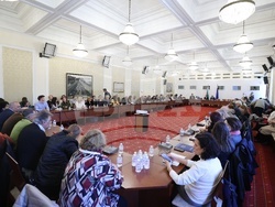 Народно събрание - култура - финансиране - кръгла маса - Тома Биков