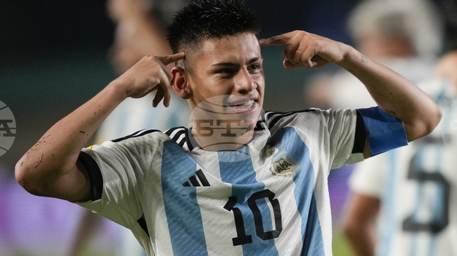 Рома проявява интерес към играч на Манчестър Сити 