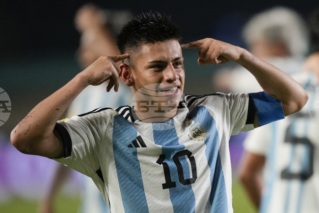 Рома проявява интерес към играч на Манчестър Сити 