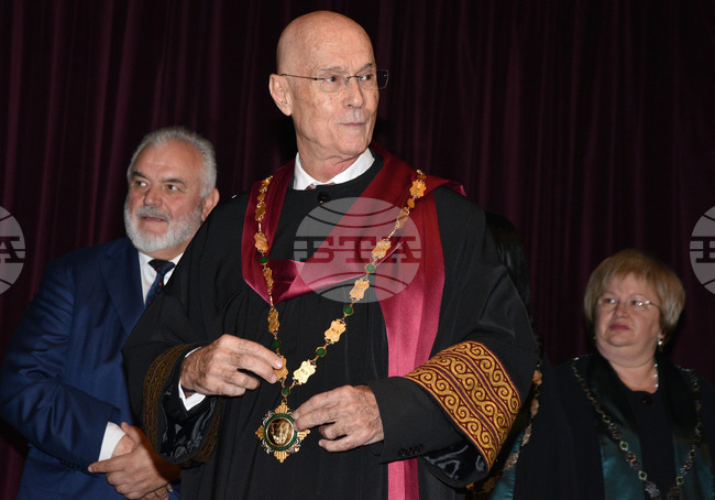 Варна - ВСУ „Черноризец Храбър“ - Джордж Кремлис - доктор хонорис кауза