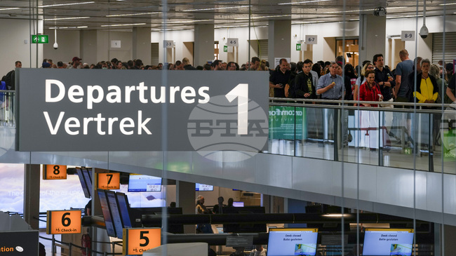 Ремонтът на часовниците е твърде скъп за летище "Схипхол"