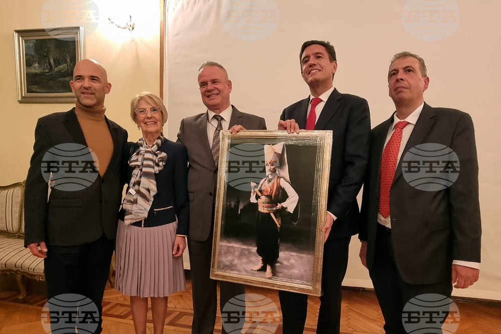 Journalist Nahide Deniz Presents Documentary about Ataturk in Bulgarian Embassy in Ankara