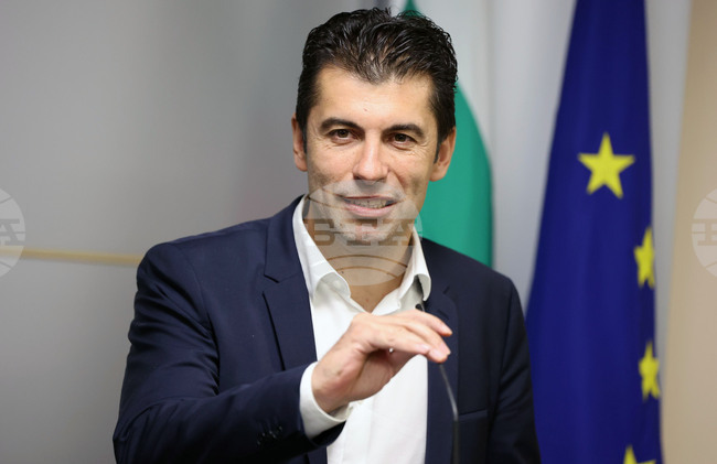 Prime Minister Kiril Petkov Meets with EU Leaders during European Union - African Union Summit