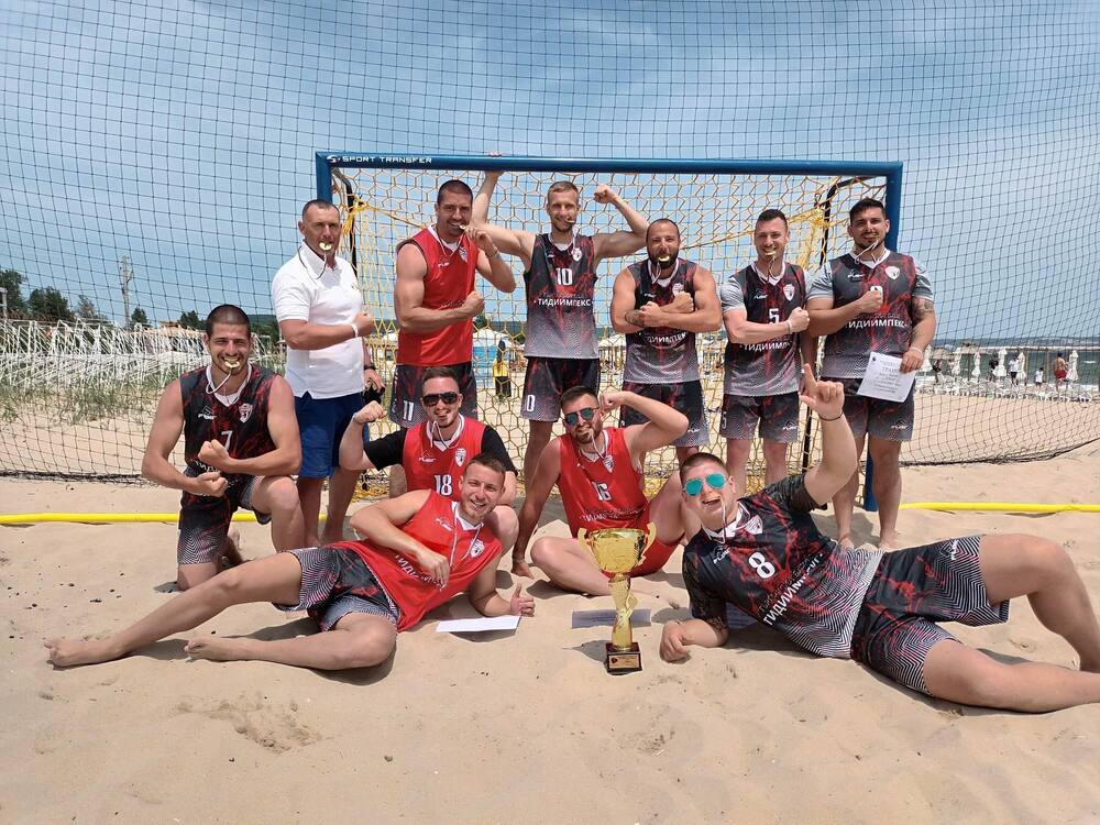 Община Хасково: Плажен хандбал