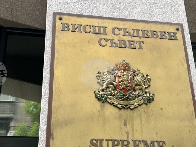 Прокурорската колегия счита, че посегателството срещу Иво Илиев е посегателство срещу съдебната власт и върховенството на закона