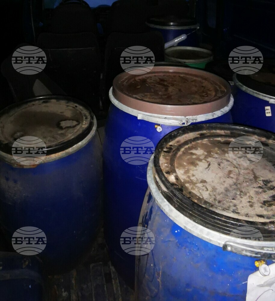 55 тона фалшив алкохол бяха иззети в турския окръг Текирдаг