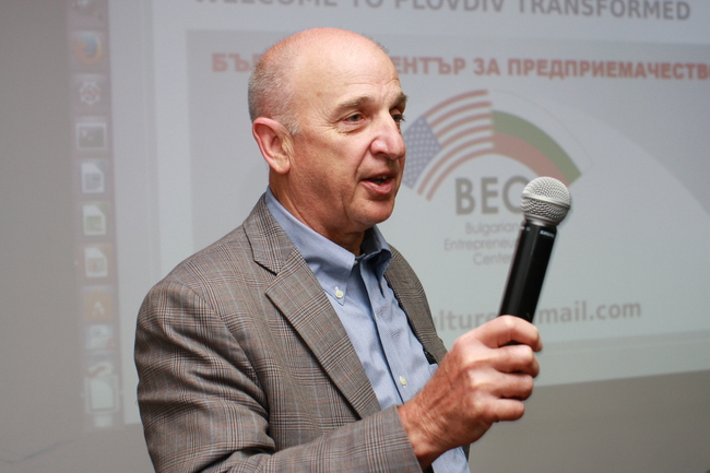 Две нови специалности се откриват в Американския университет: „Съвременен език и култура“ и „Кино и творчество в медиите“ 