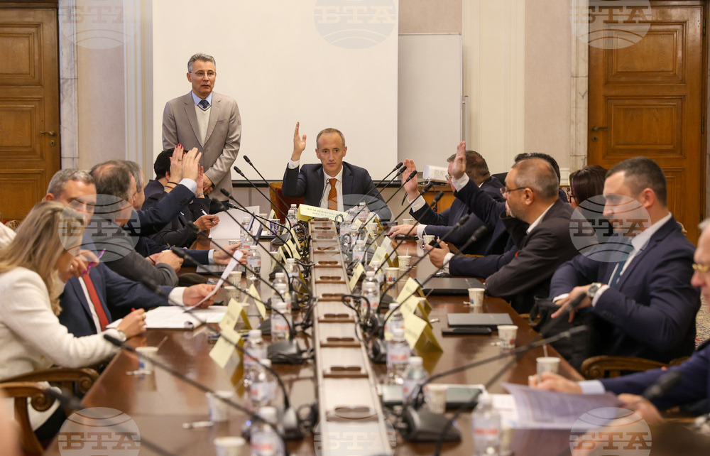 Парламент - Комисия по образованието и науката