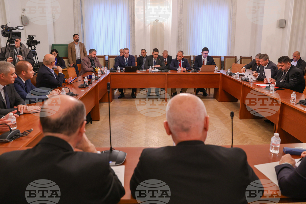 Парламент - Комисията по отбрана