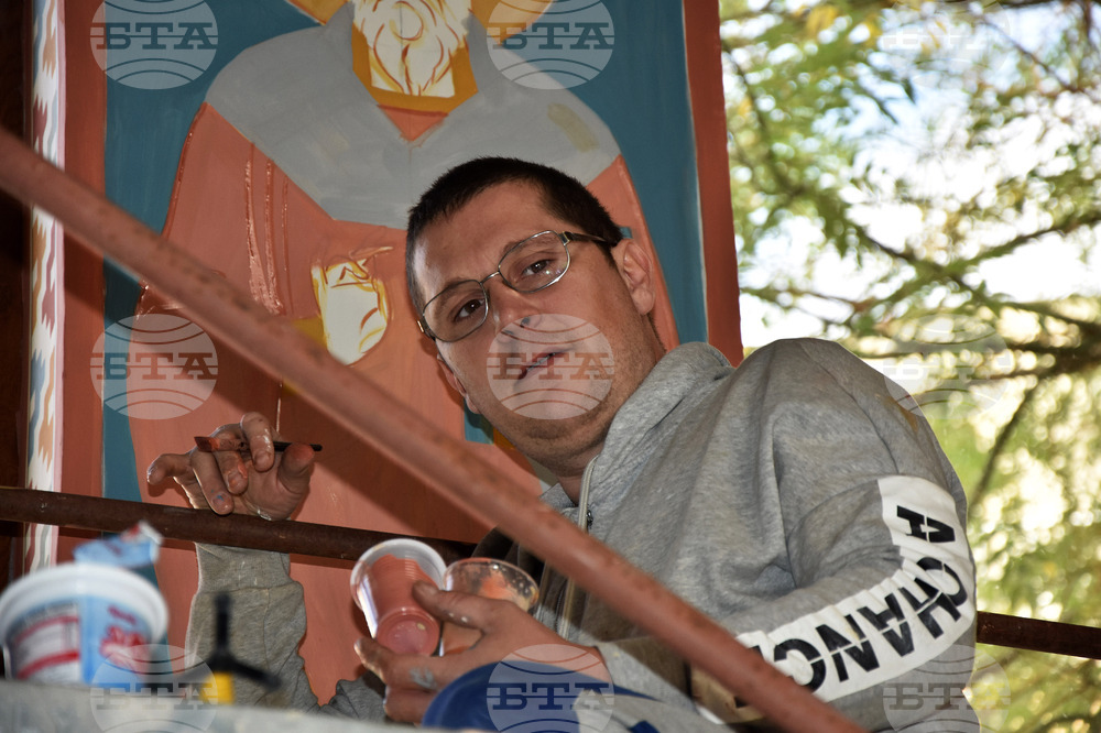 Варна - храм „Св. Прокопий Варненски“ - изографисване