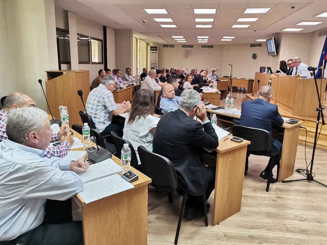 Общински съвет - Плевен прие за сведение доклад как читалищата в общината стопанисват предоставената им общинска собственост 