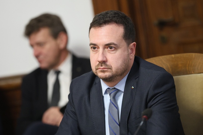 Земеделската комисия в парламента реши да не се произнася засега по предложенията за промени в данъчните закони