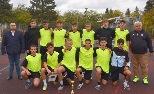 Община Разград: С футболен турнир започна общинският кръг на „Ученически игри 2023/24 г.“