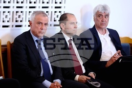 Парламент - Комисия по околната среда и водите