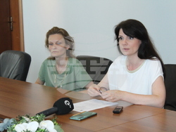 Заместник-кмет Мария Вълчева и д-р Веселина Узунова