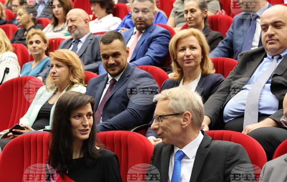 УНСС - европейски университети ENGAGE.EU