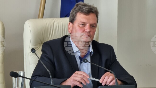 Да се преразгледа утвърдения държавен прием за следващата учебна година за област Враца поиска новият областен управител