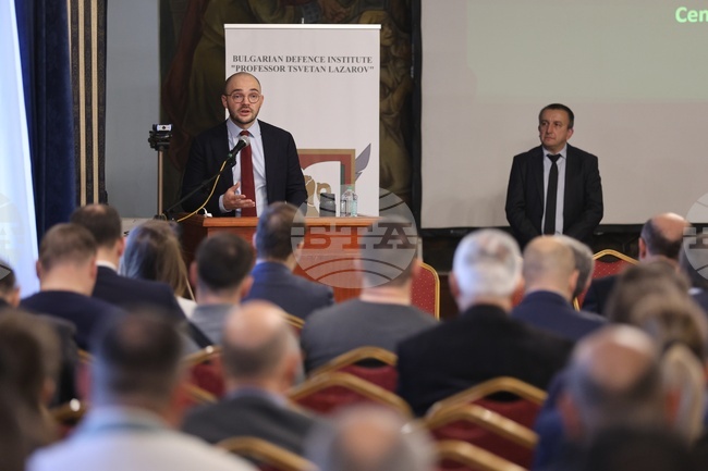 Форум за научни изследвания и иновации в отбраната