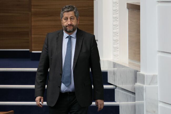 Democratic Bulgaria Co-leader Ivanov: Governance Priorities More Important than Balance in Ministerial Posts