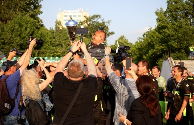 Футбол - ветерани Локомотив (Пловдив) - Витоша (Бистрица)