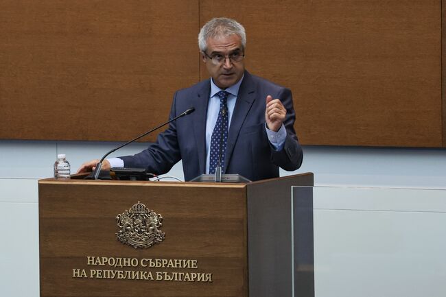 Общият бюджет, заложен за ремонт на хидроагрегатите на ПАВЕЦ „Чаира“, е 79 млн. лева, заяви министър Румен Радев