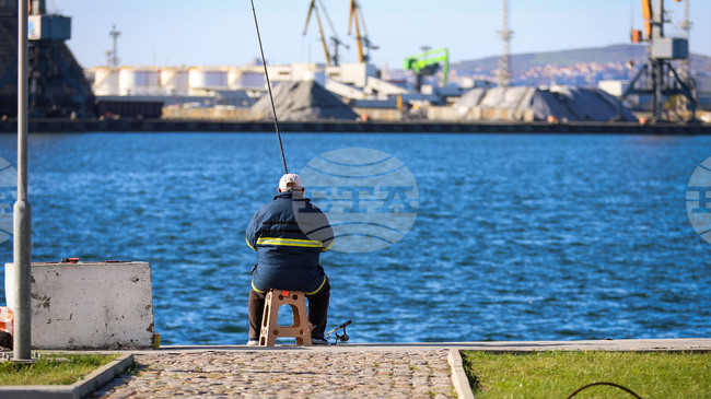 В Бургас за първи път ще бъде представен младежки вербатим спектакъл, вдъхновен от разкази на местни рибари, фермери и еколози 