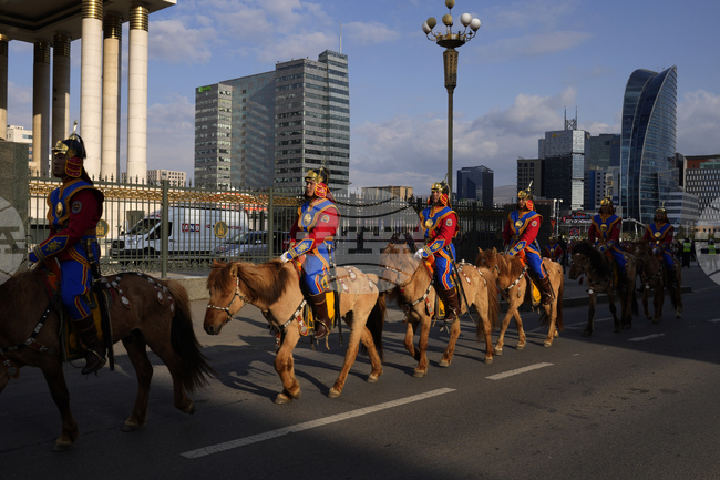 МОНЦАМЕ: Одобрен е проектът за строителство на нови околовръстни пътища в Улан Батор