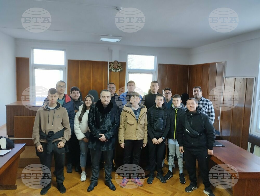 Съдия от Монтана изнесе лекция за съдебната система пред ученици
