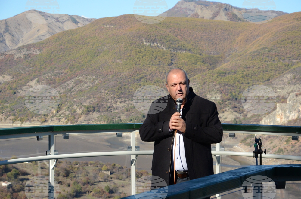 Село Рибарци - меандри - площадка - откриване