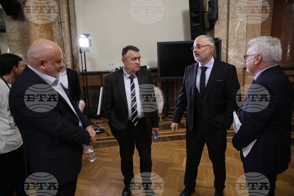 СУ - дебат - кандидат ректори